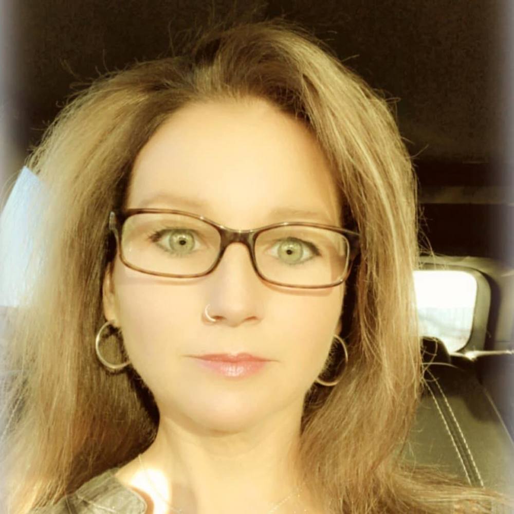 Meet your Posher, Davida